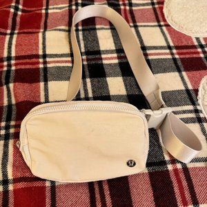 Lululemon Everyday Belt Bag